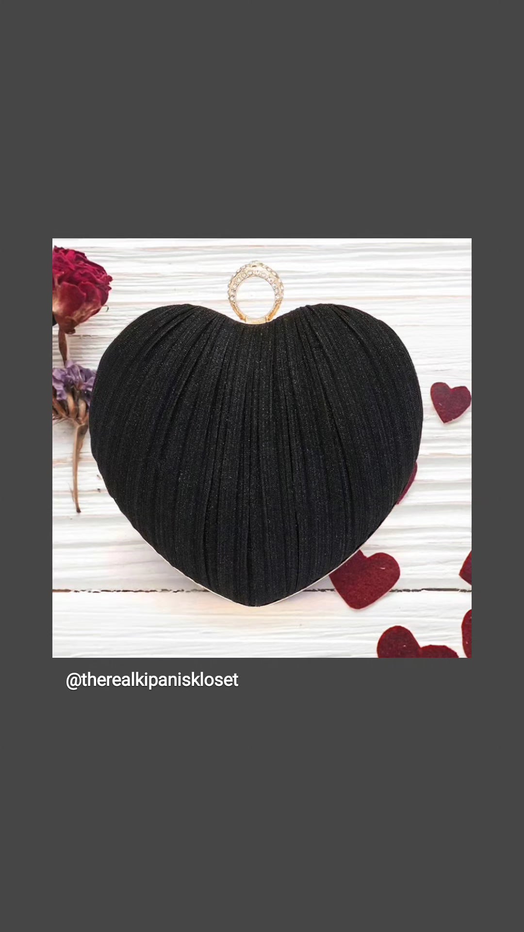 Velvet textured heart purse